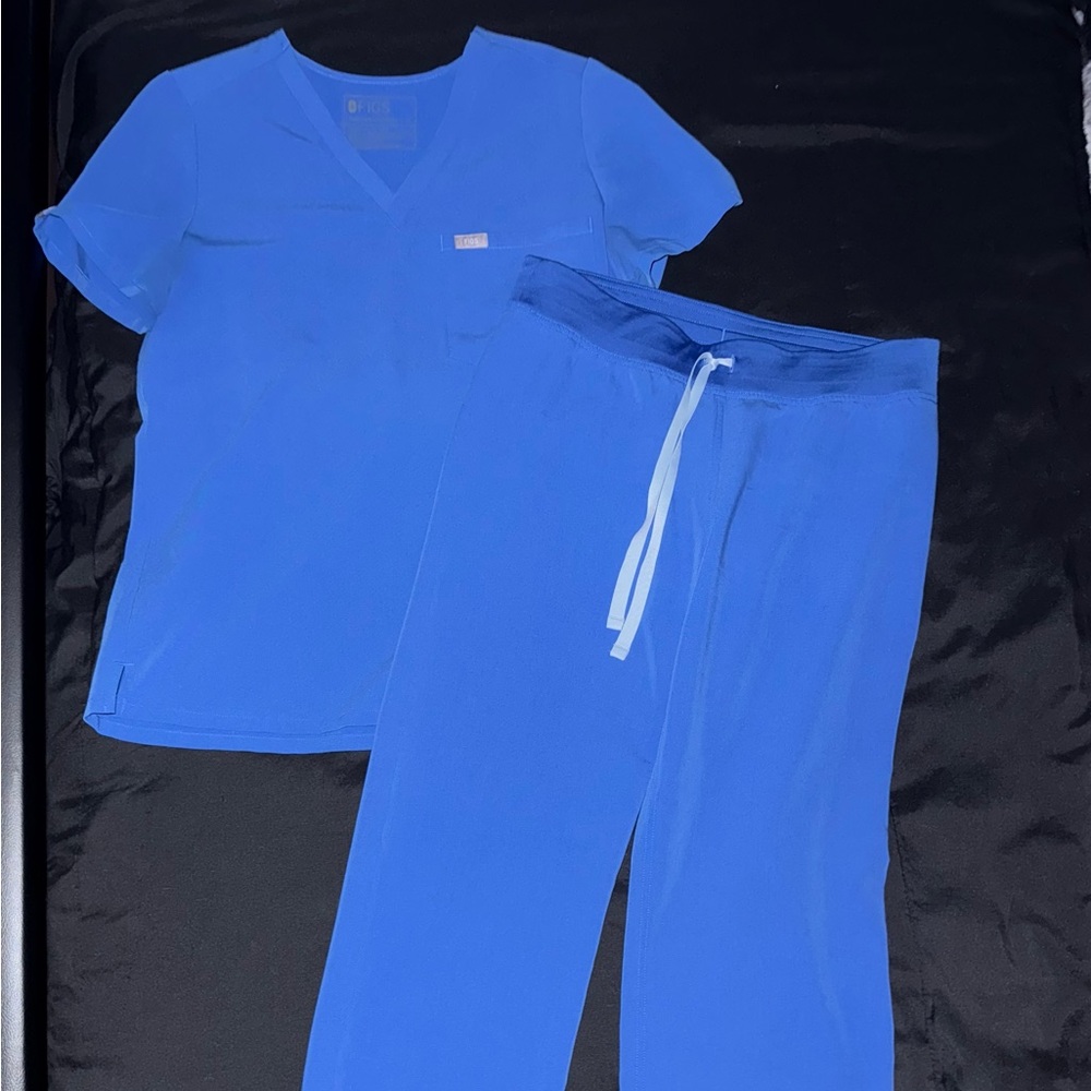 Royal Blue Figs Technical Collection Top and Bottom, Size Small